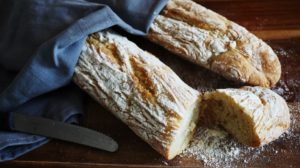 Read more about the article Knusprige Baguettes