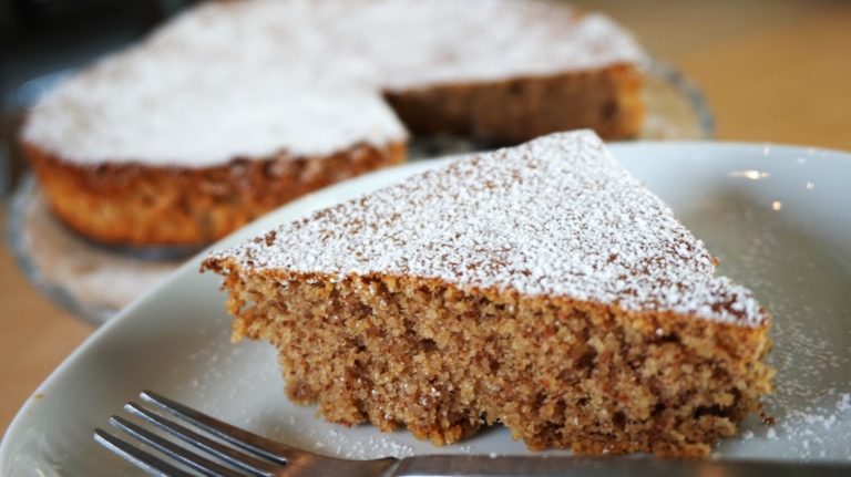 Apfelmuskuchen mit Nuss-Streusel - Vanys Küche - Rezeptideen mit ...