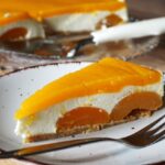 Aprikosen-Frischkäse-Torte