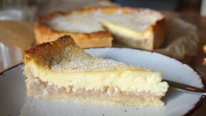 Mehr über den Artikel erfahren Apfelkuchen mit Pudding-Schmand